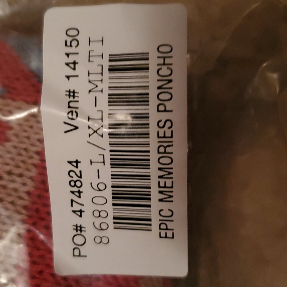 SUNDANCE Epic Memories Poncho NWT - Picture 10 of 10